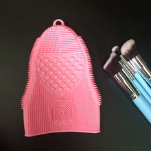 Load image into Gallery viewer, Newest Silicone Brush Cleaner