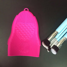 Load image into Gallery viewer, Newest Silicone Brush Cleaner